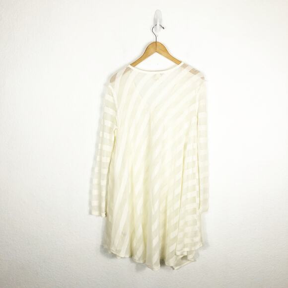 We The Free People Oversized Faux Wrap Sweater Small Cream Striped V-Neck Soft - Picture 11 of 11